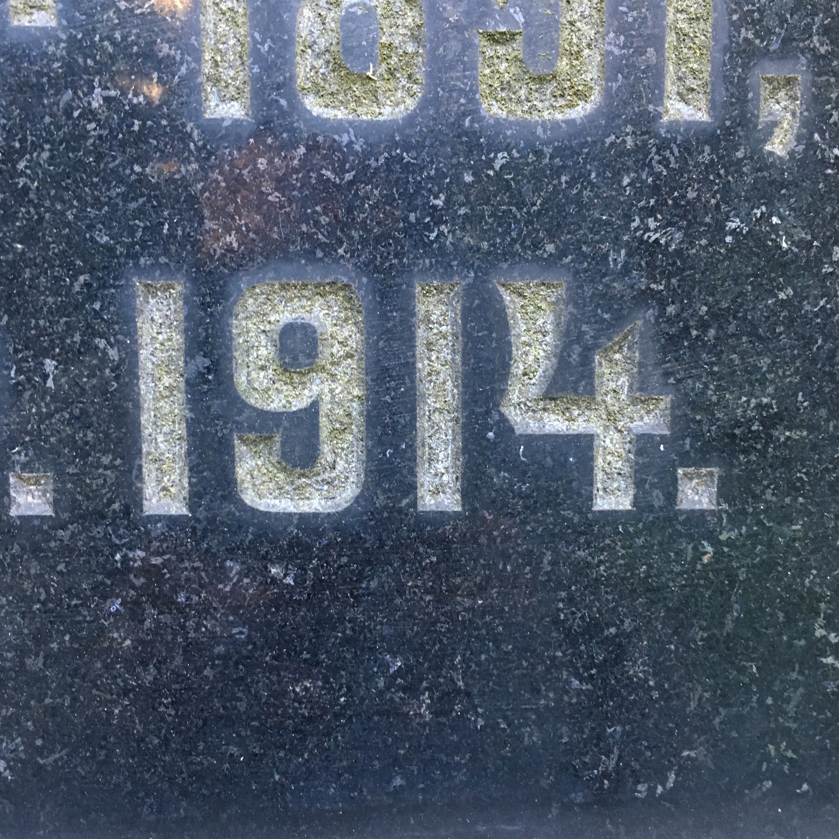 1915