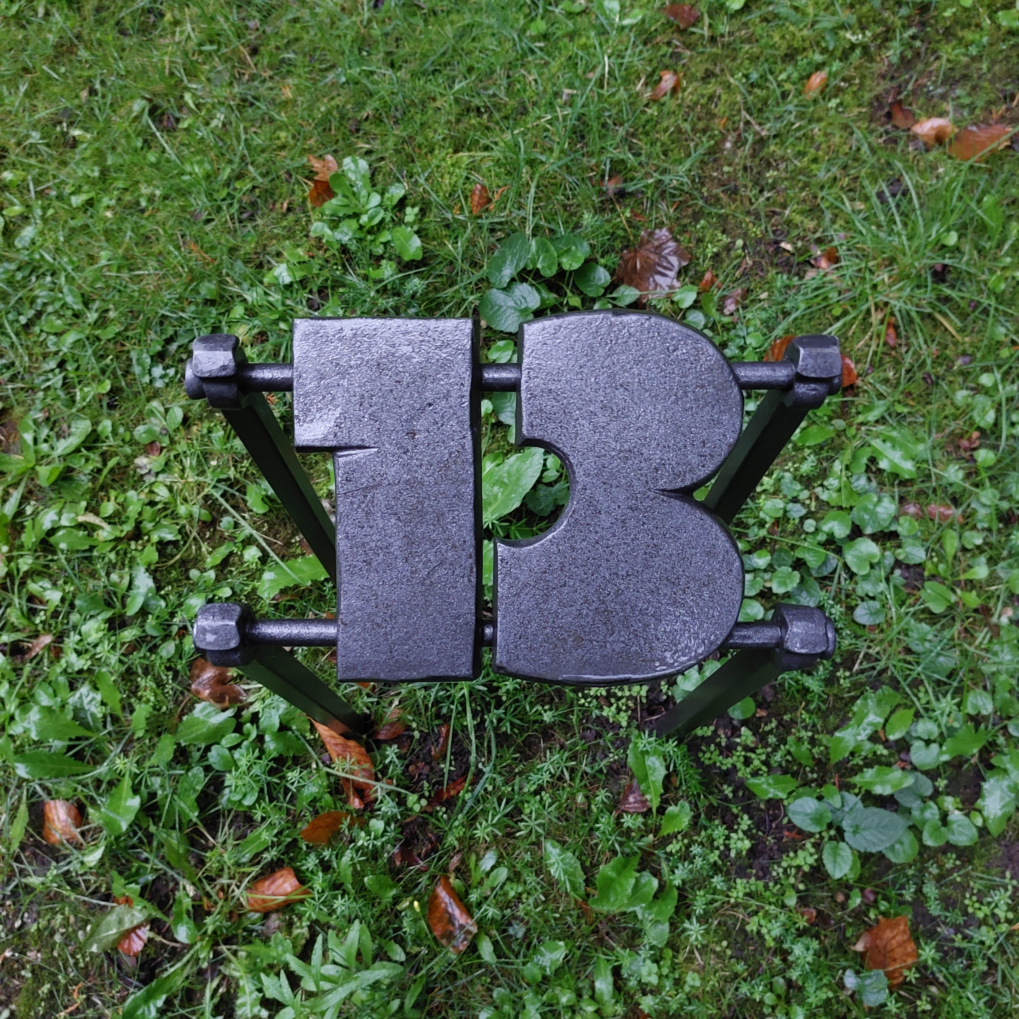 13 – Friedhofskennzeichnung